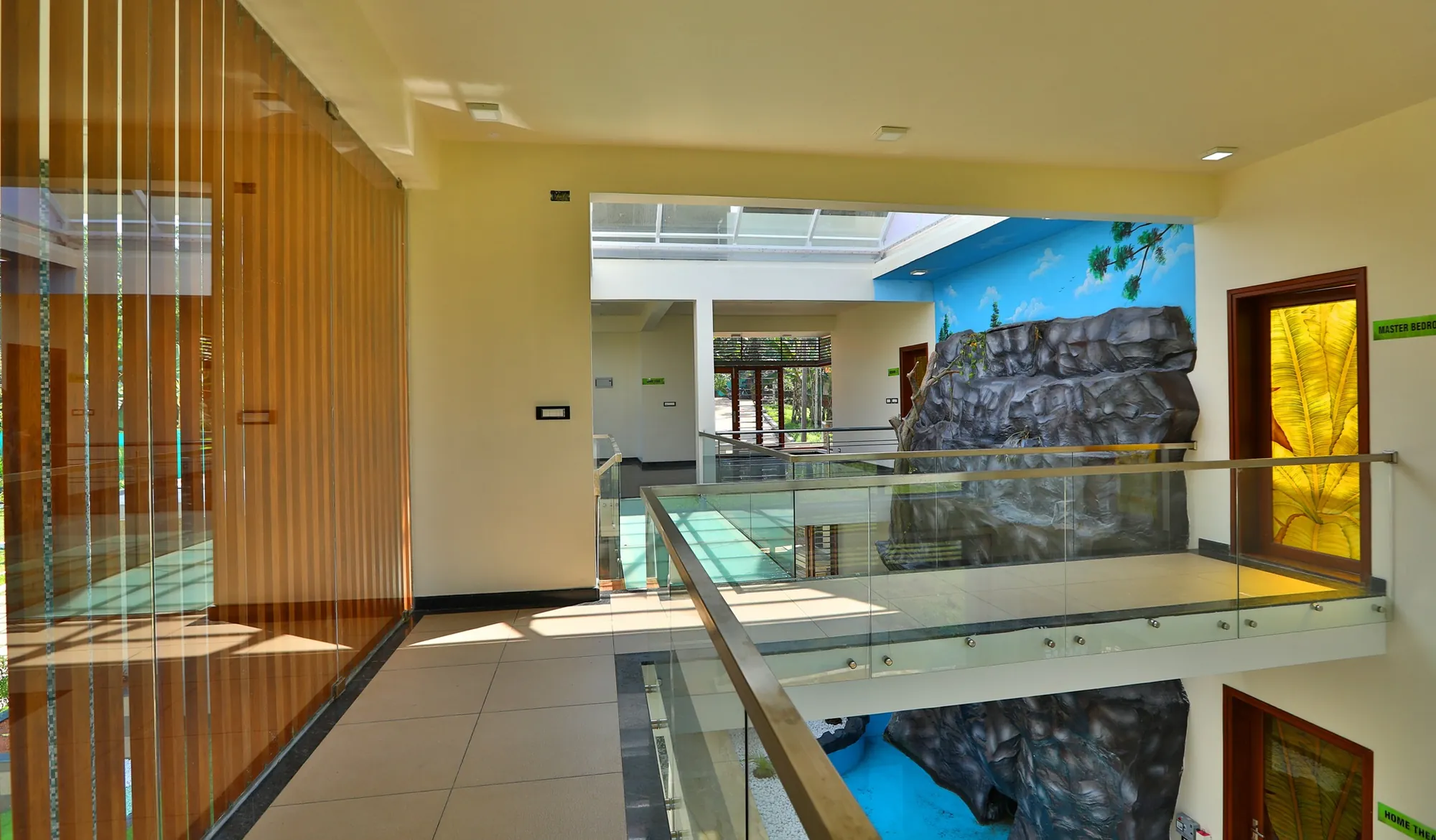Royal Habitat